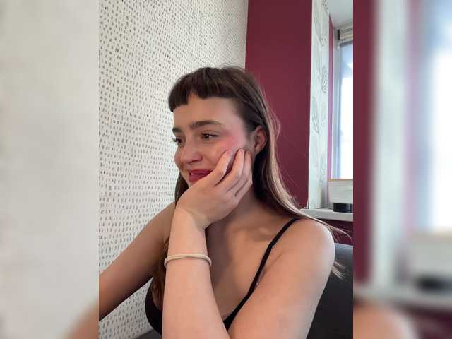 Kendrali's BongaCams show and profile