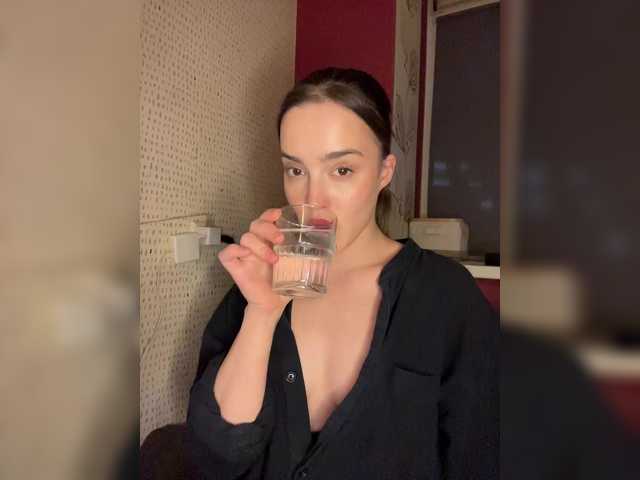 Kendrali's BongaCams show and profile