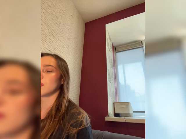 le modèle Kendrasil est en webcam porno dans un show sur le site bongacams, il possède les tags suivants: White/Caucasian,Brunette,Shaved