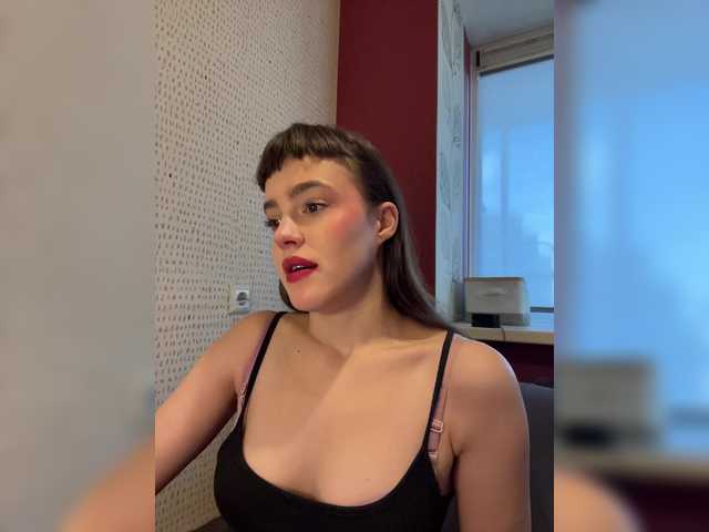 Kendrali's BongaCams show and profile