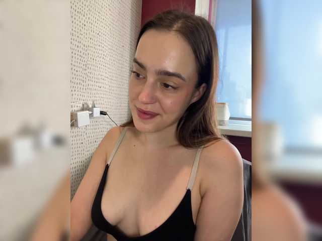 Kendrali's BongaCams show and profile