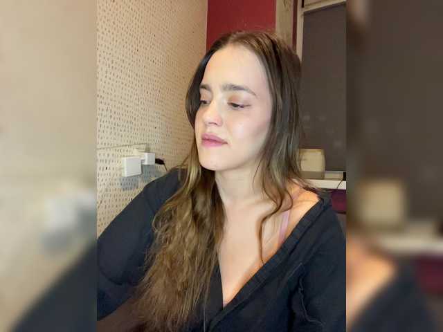 Kendrali's BongaCams show and profile