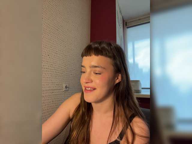 Kendrali's BongaCams show and profile