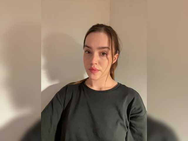 Kendrali's BongaCams show and profile