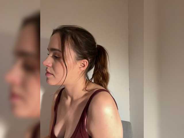 Kendrali's BongaCams show and profile