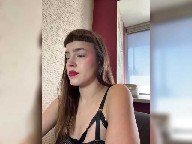 Kendrali's BongaCams show and profile