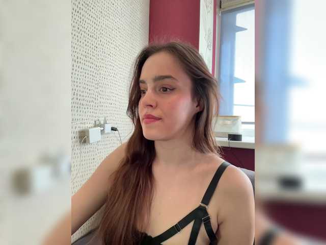 Kendrali's BongaCams show and profile