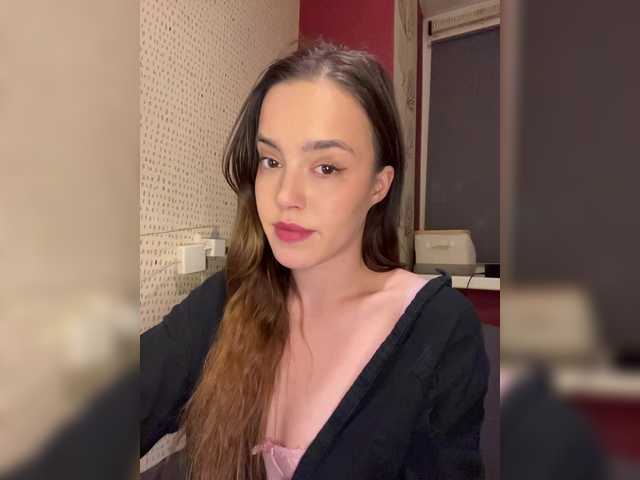 Kendrali's BongaCams show and profile