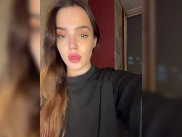 Kendrali's BongaCams show and profile