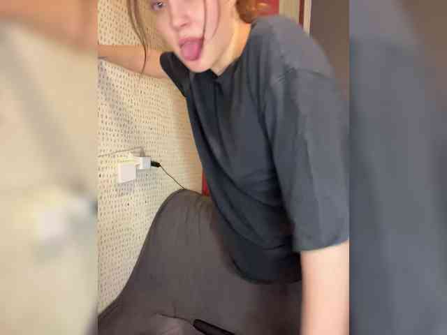 Kendrali Live Webcam on BongaCams