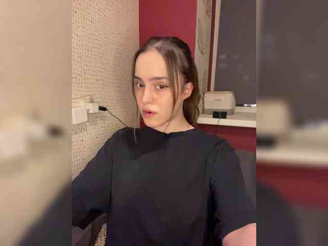 Kendrali Live Webcam on BongaCams