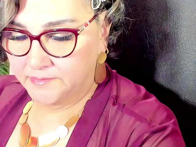 cataleya-mom's BongaCams show and profile