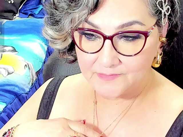 cataleya-mom's BongaCams show and profile