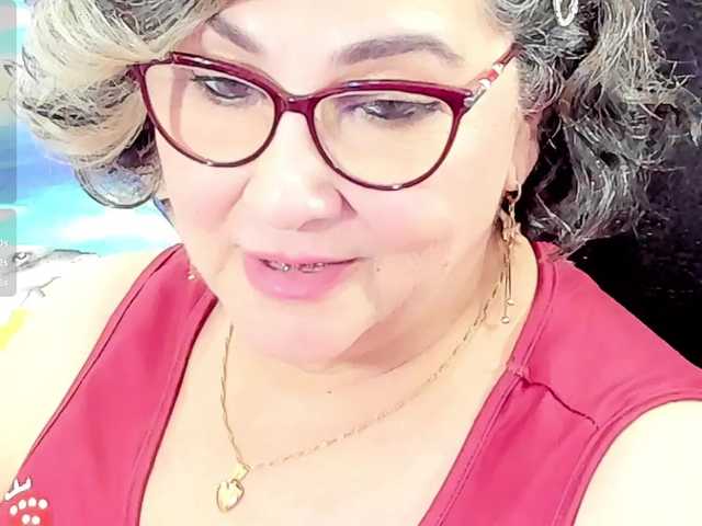 cataleya-mom's BongaCams show and profile