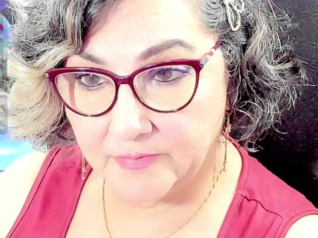 cataleya-mom's BongaCams show and profile