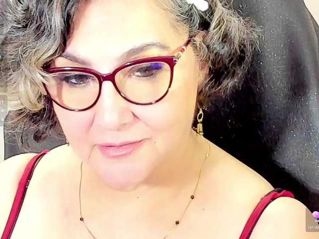 cataleya-mom's BongaCams show and profile