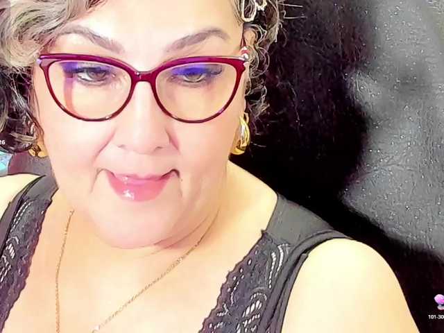 cataleya-mom's BongaCams show and profile