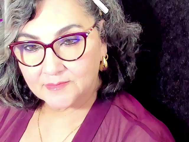 cataleya-mom's BongaCams show and profile