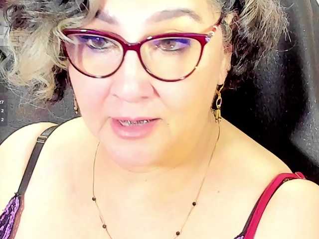 cataleya-mom's BongaCams show and profile