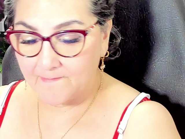 cataleya-mom's BongaCams show and profile