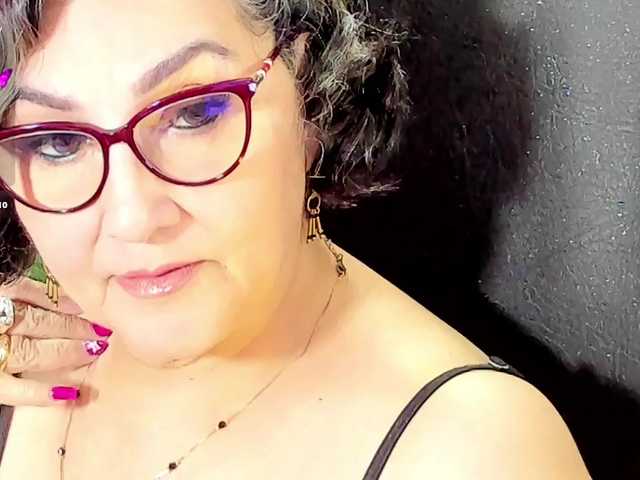 cataleya-mom's BongaCams show and profile