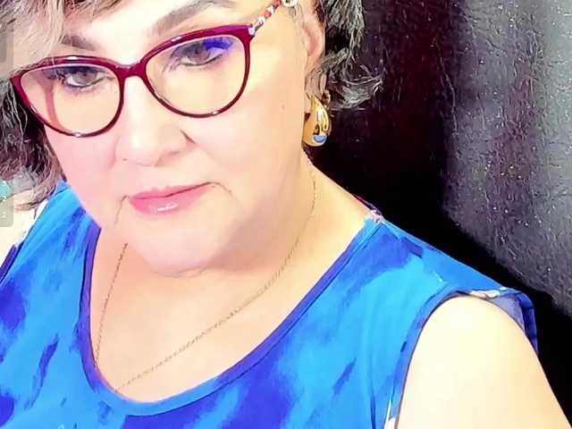 cataleya-mom's BongaCams show and profile