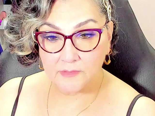 cataleya-mom from BongaCams is Freechat