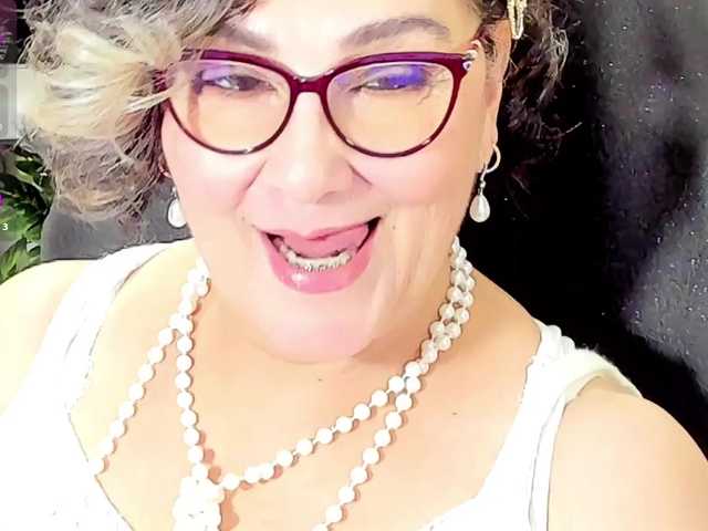 cataleya-mom live cam profile