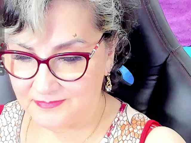 cataleya-mom webcam