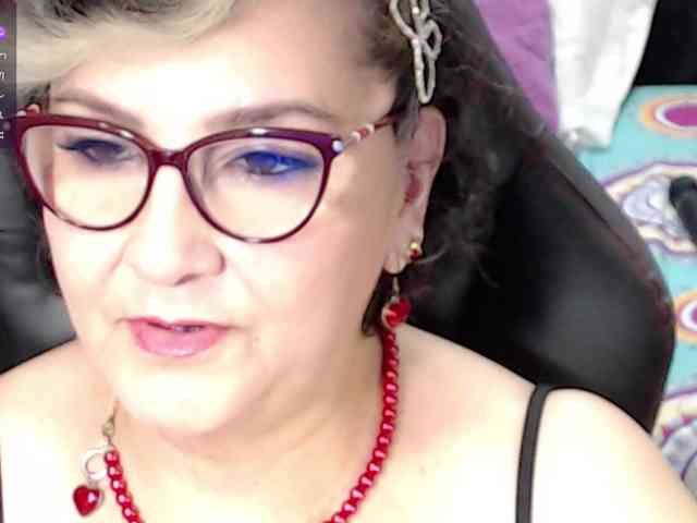 cataleya-mom webcam