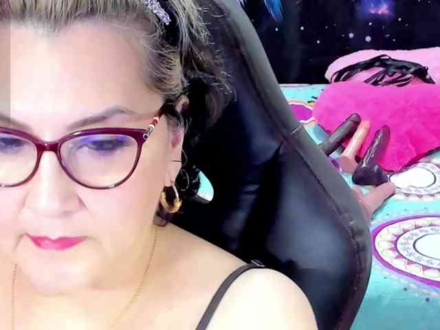 cataleya-mom webcam