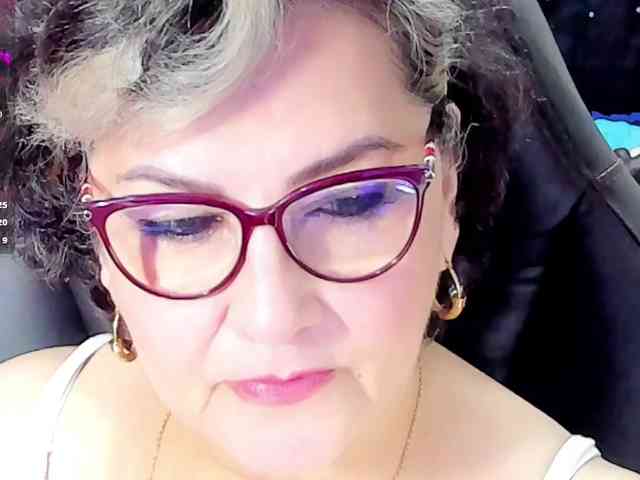 cataleya-mom webcam