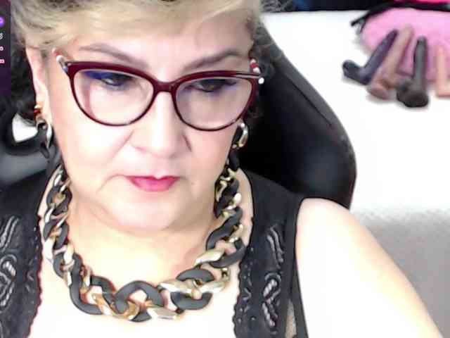 cataleya-mom webcam