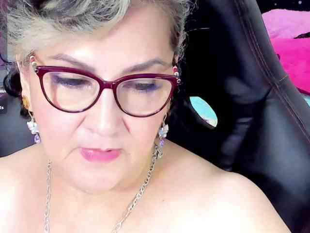 cataleya-mom webcam