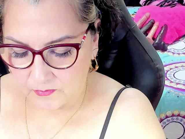 cataleya-mom webcam