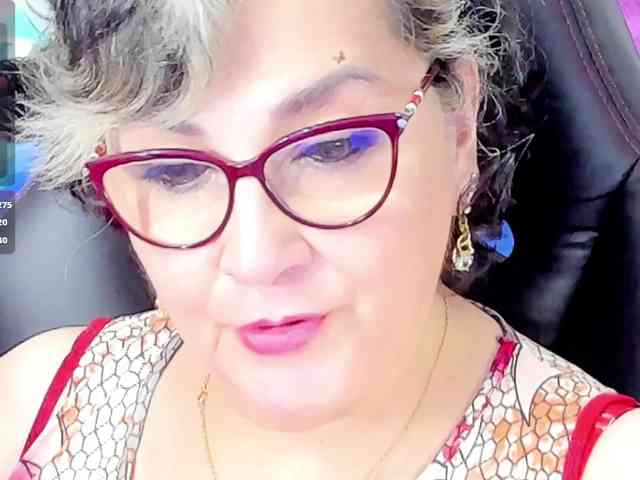 cataleya-mom webcam