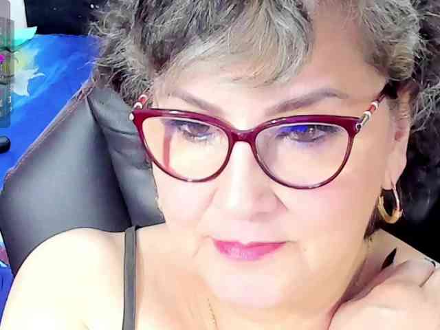 cataleya-mom webcam