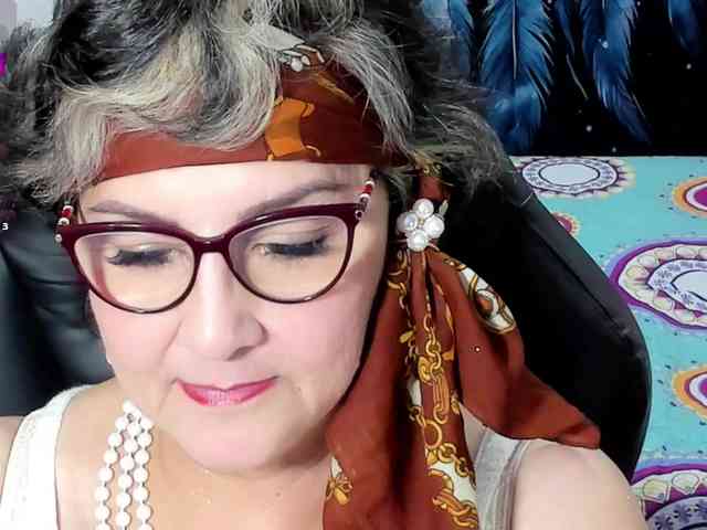 cataleya-mom webcam