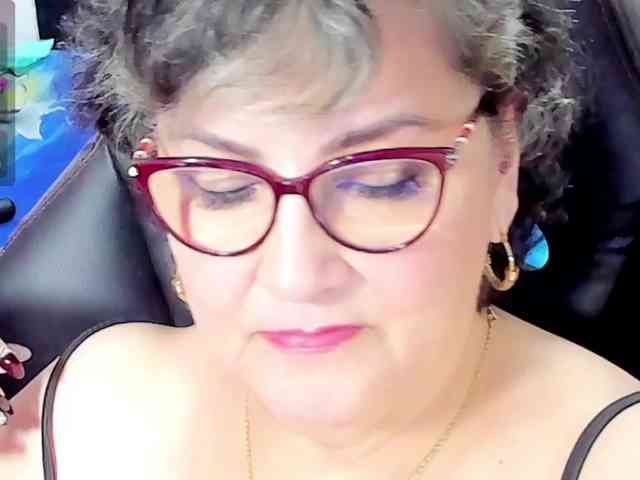 cataleya-mom webcam