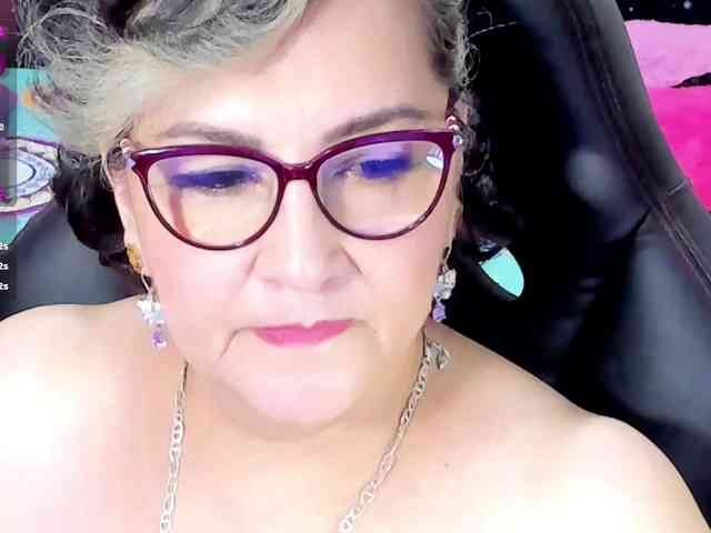 cataleya-mom webcam