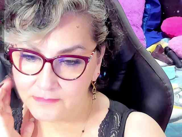 cataleya-mom webcam