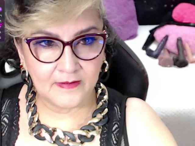 cataleya-mom webcam