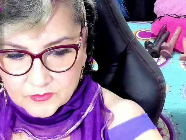 hot webcam porn Cataleya-mom