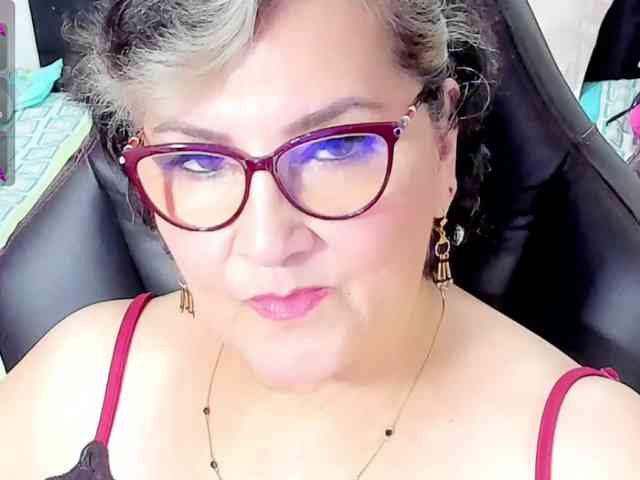 cataleya-mom webcam