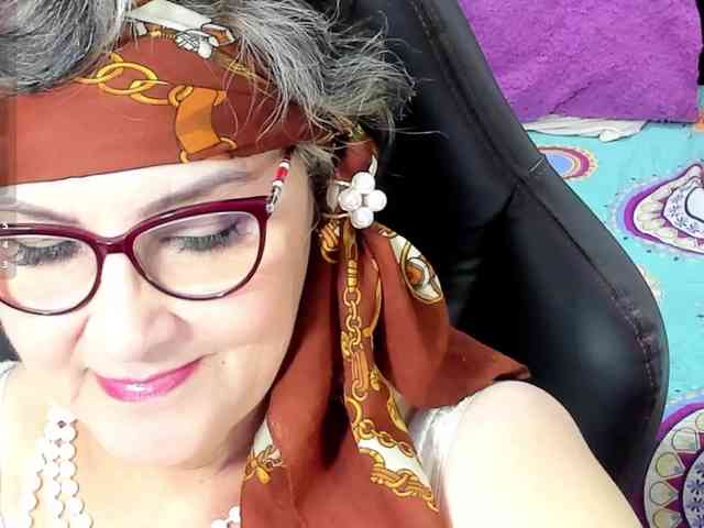 cataleya-mom webcam