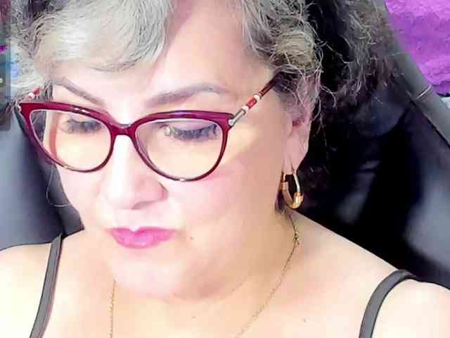 cataleya-mom webcam