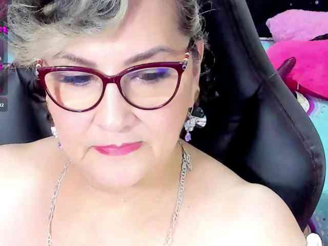 cataleya-mom webcam