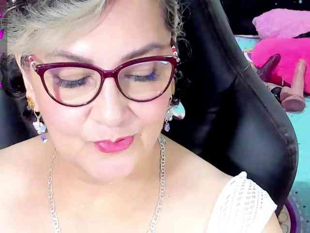 cataleya-mom webcam