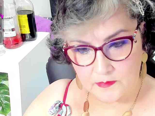 cataleya-mom webcam