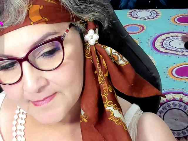 cataleya-mom webcam